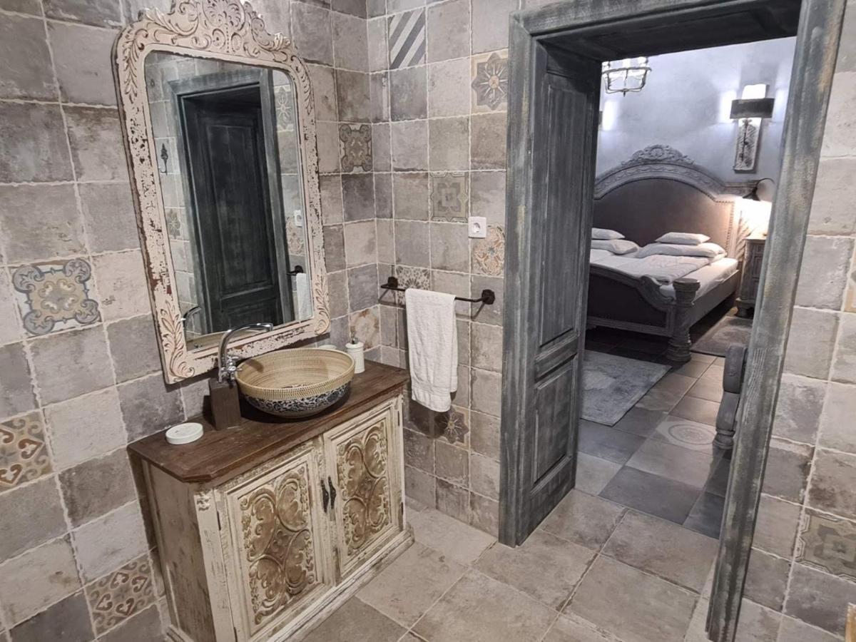 Resident Wellness Vendeghaz Bekescsaba Apartment Bagian luar foto